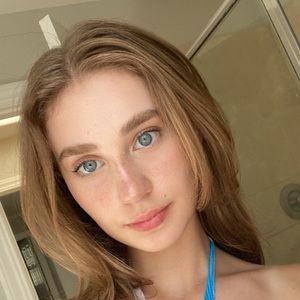 Meet your Posher, Ellie